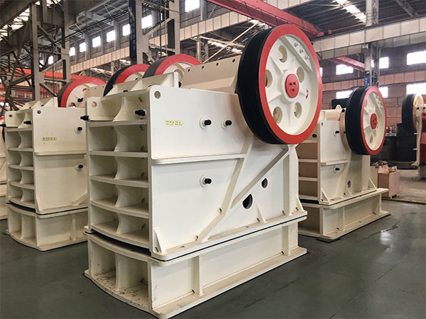 什么是歐版顎式破碎機(jī)？歐版破碎機(jī)與普通破碎機(jī)差別都有哪些？